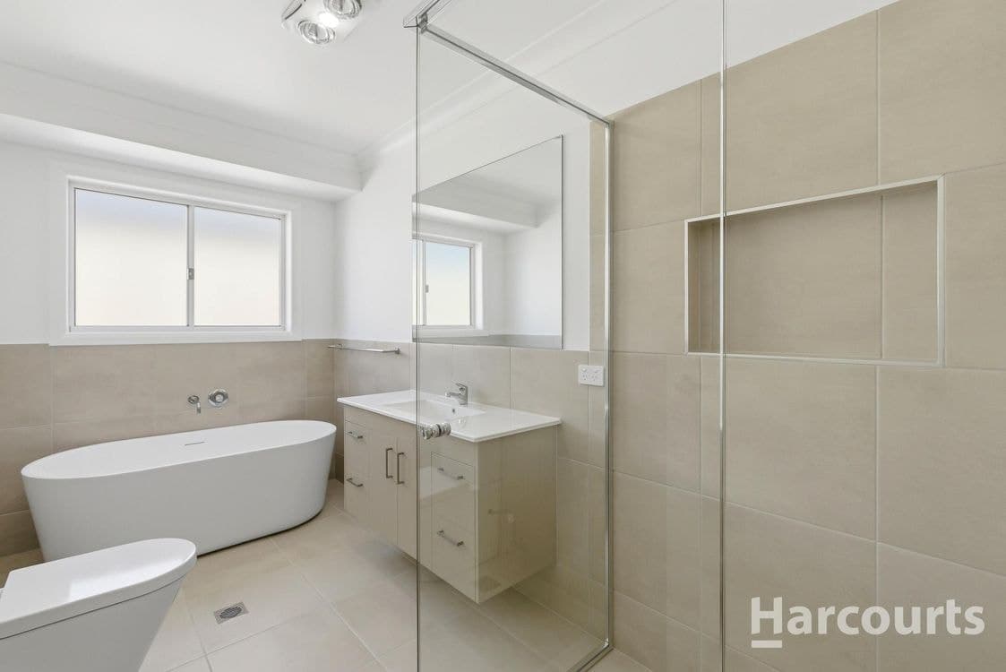 2 Mellong Way, NIKENBAH, QLD 4655, Nikenbah - Thumbnail 3