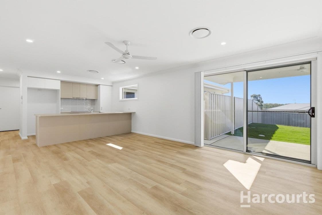 2 Mellong Way, NIKENBAH, QLD 4655, Nikenbah - Thumbnail 4