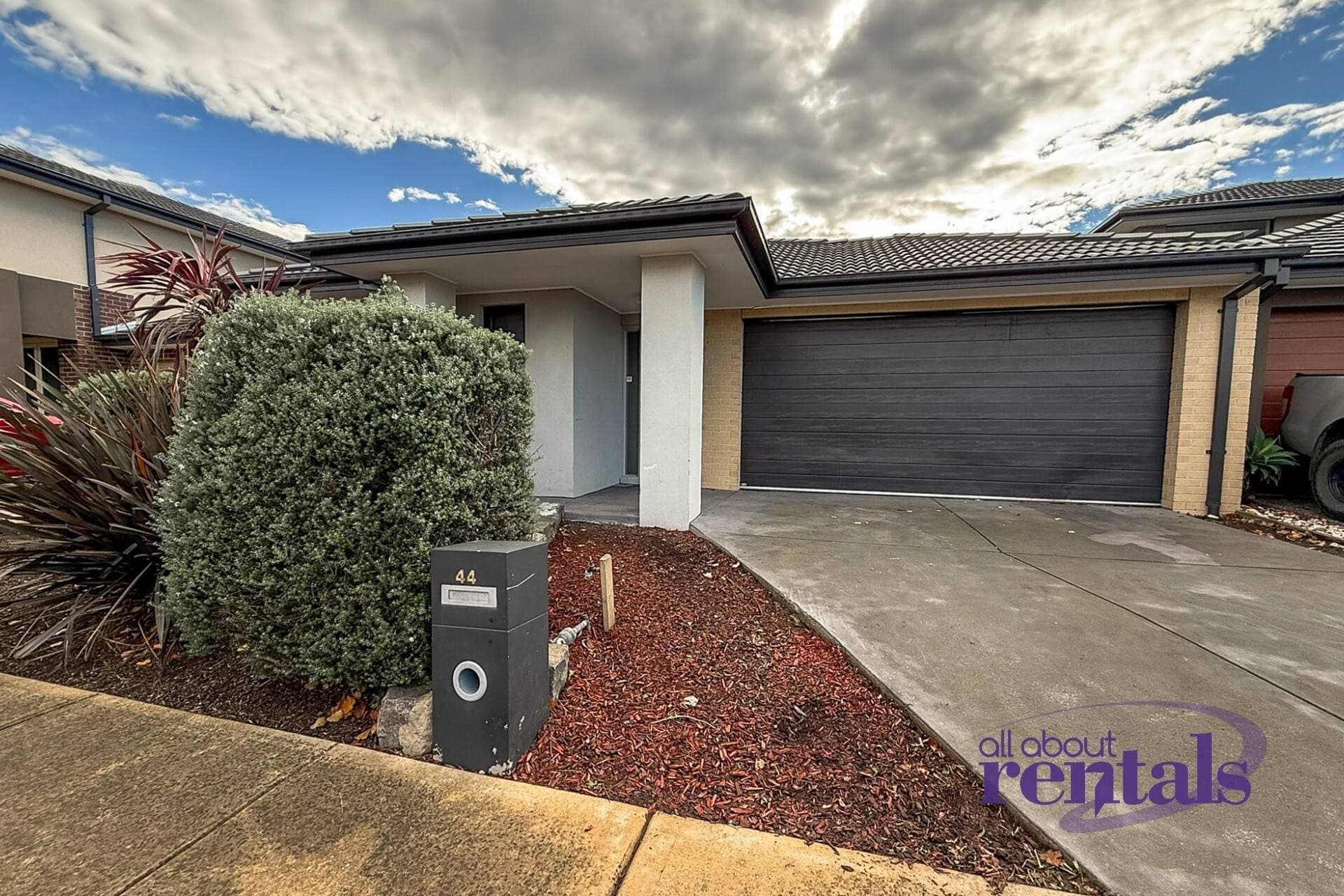 44 Shanks Drive, Berwick VIC 3806, Berwick - Image 1