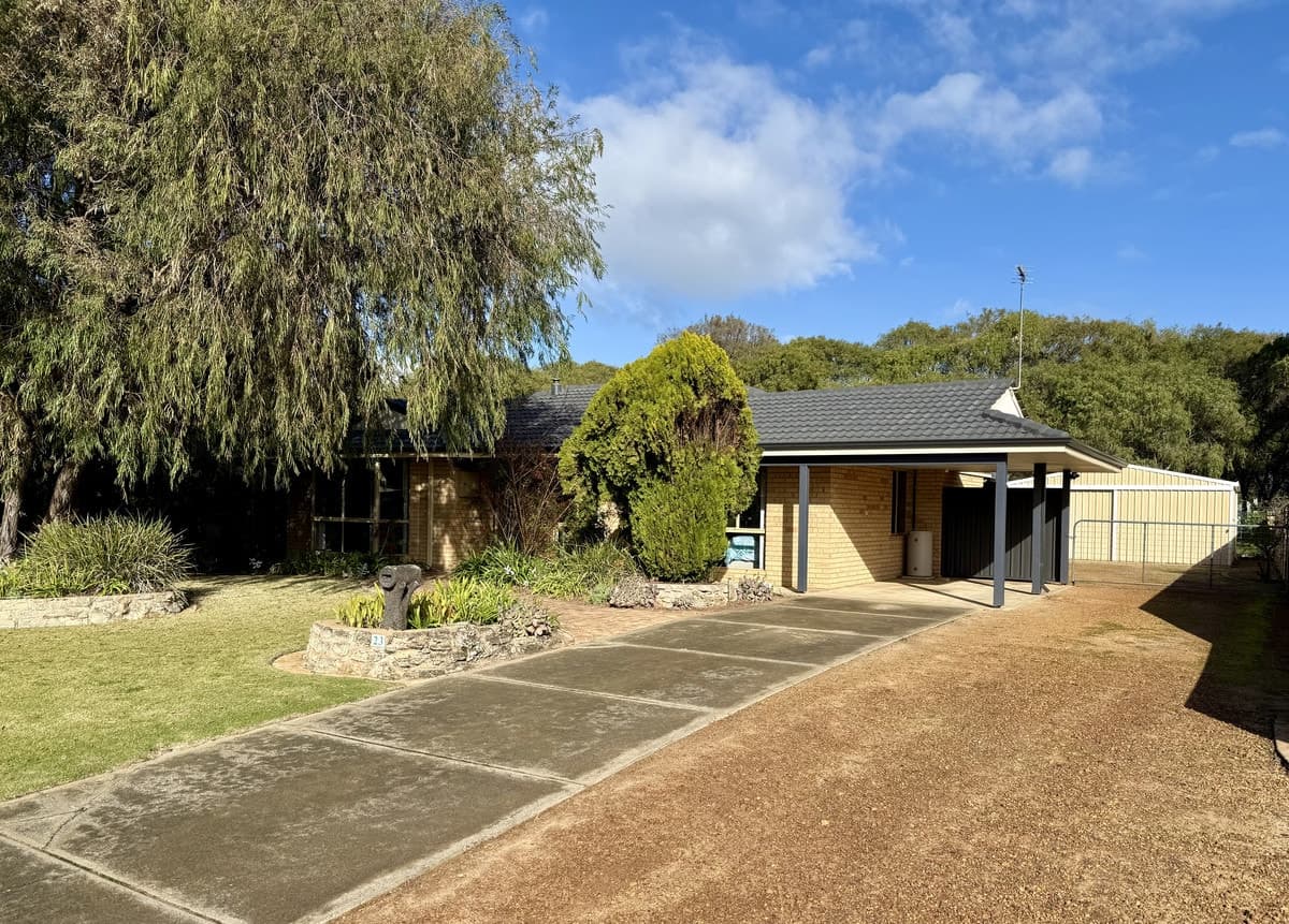 23 Dotterell Crescent, Geographe WA 6280, Geographe - Thumbnail 3