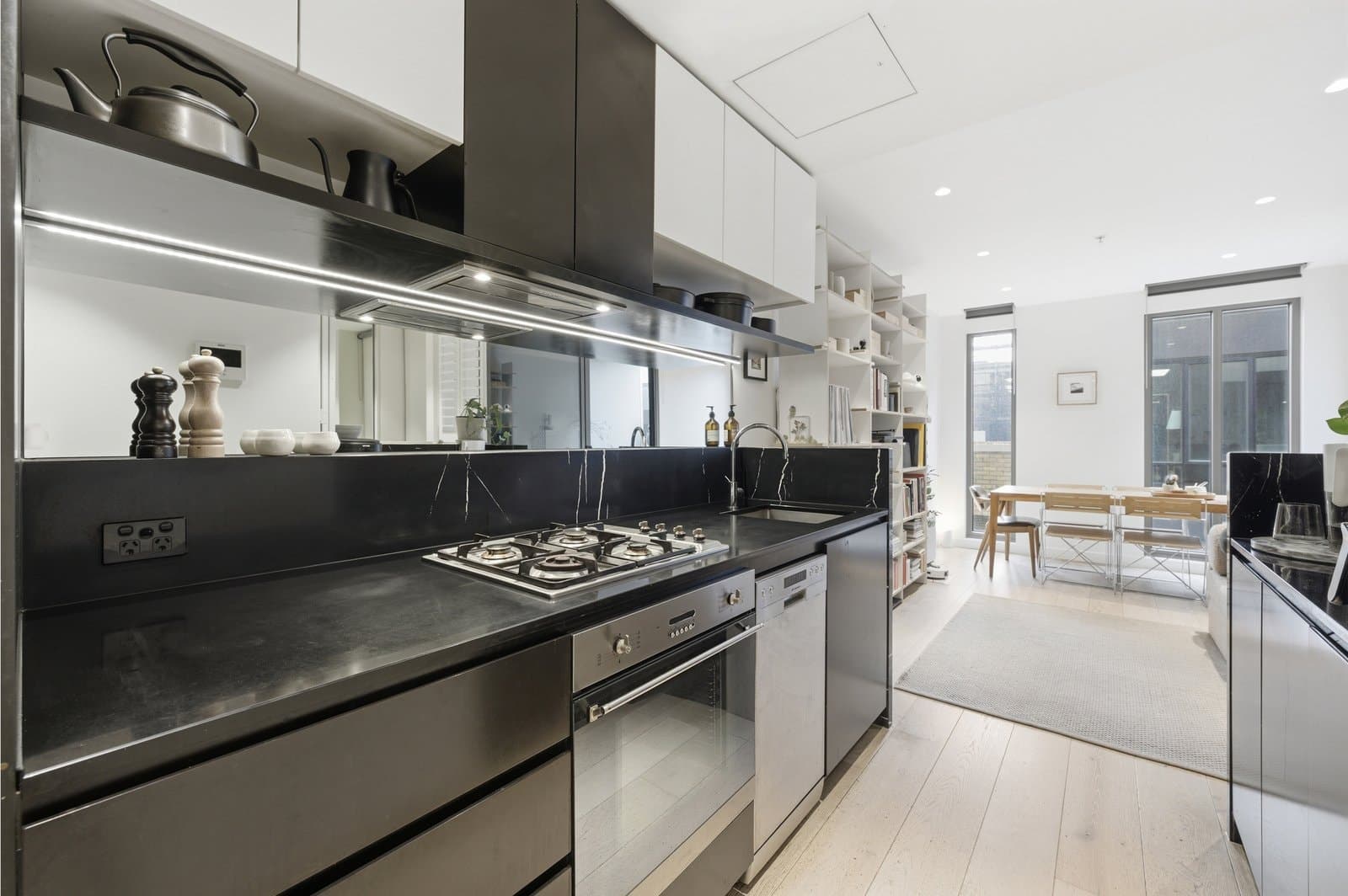 106/35 Wilson Street, South Yarra, South Yarra - Thumbnail 2