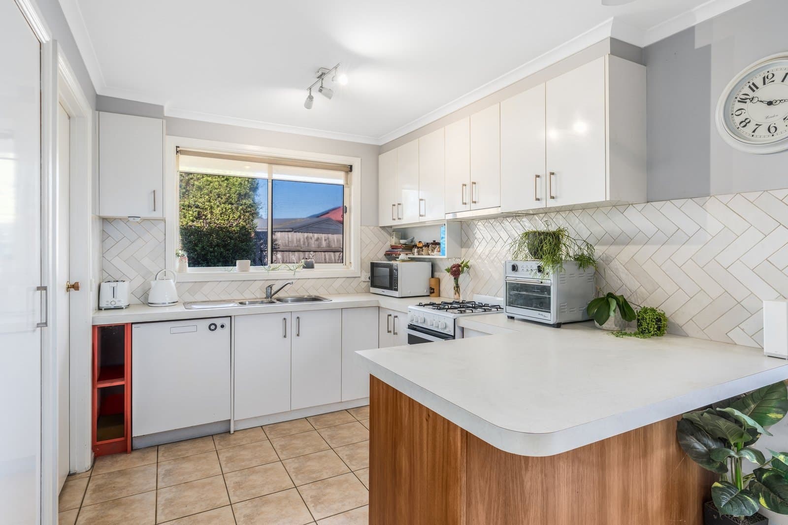 3/161-163 Purnell Road,
                        
                    
                    
                        
                            Corio, Corio - Thumbnail 5