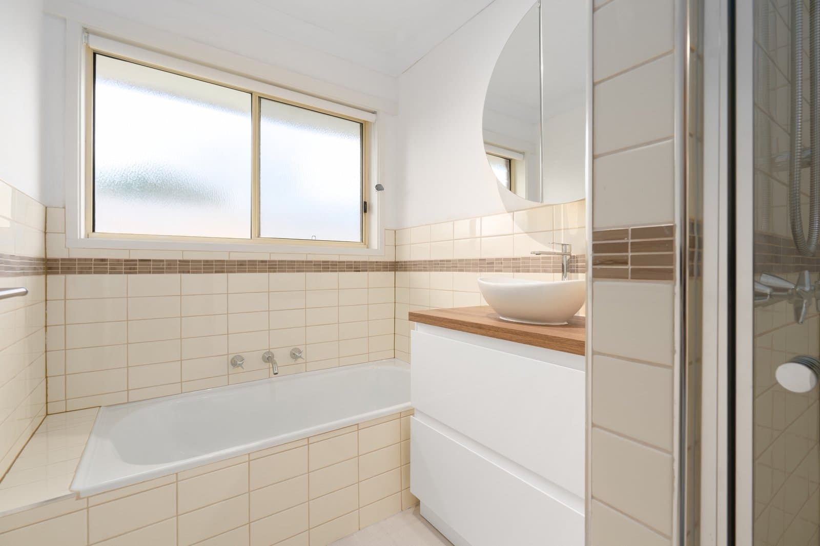 4/117-119 Princess Road,
                        
                    
                    
                        
                            Corio, Corio - Thumbnail 5