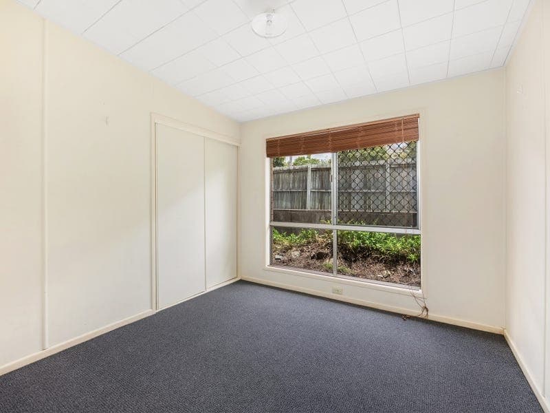 6 Sunland Street, BEENLEIGH  QLD  4207, Beenleigh - Thumbnail 5