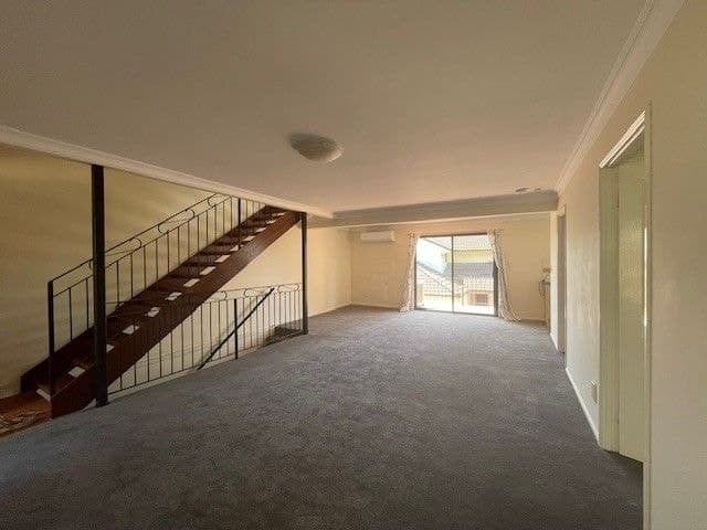 1/10 Mcilwraith Avenue, BALMORAL, QLD 4171, Balmoral - Thumbnail 2