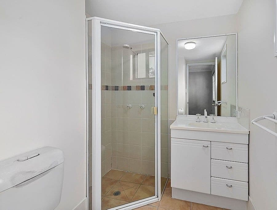 1/10 Mcilwraith Avenue, BALMORAL, QLD 4171, Balmoral - Thumbnail 8