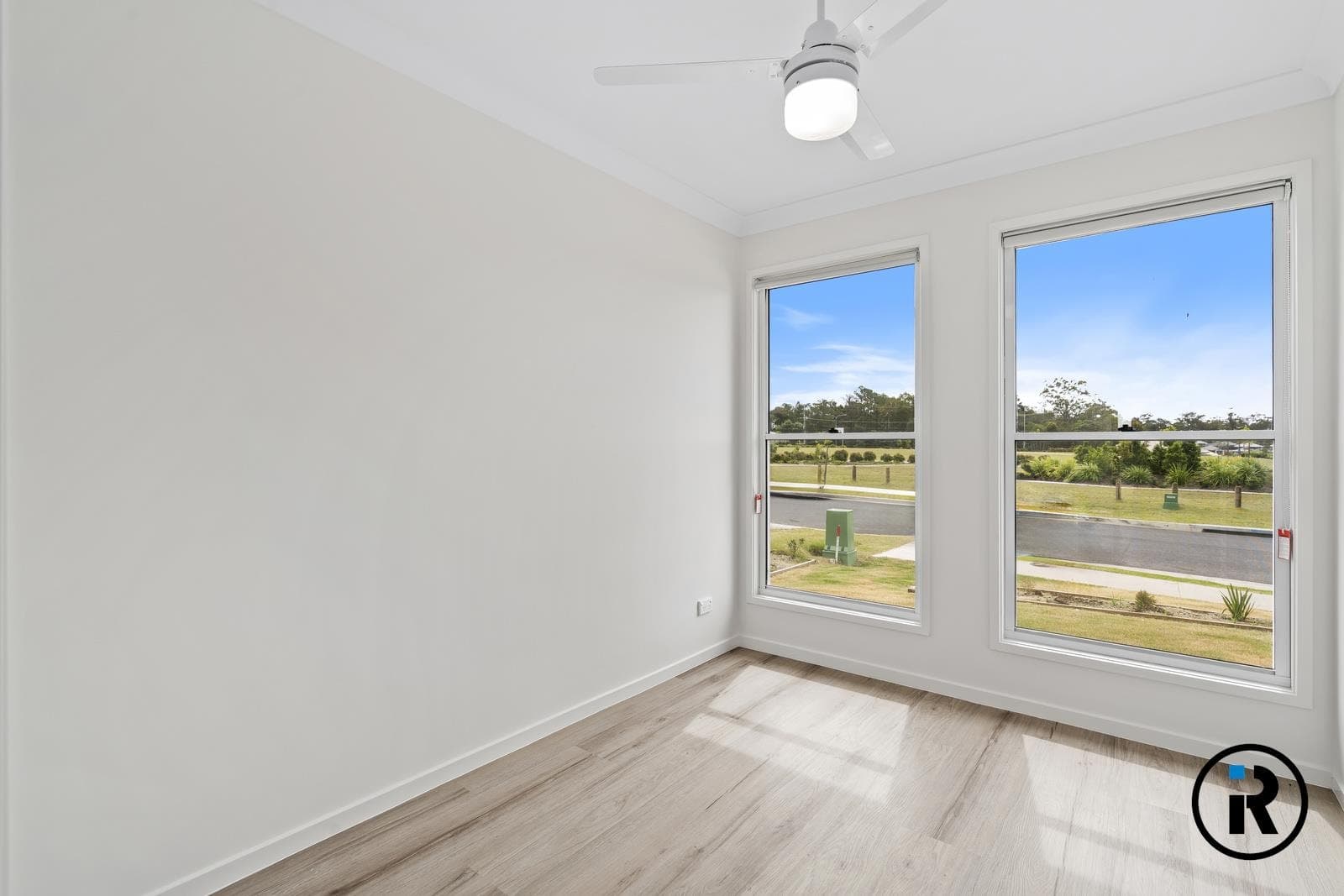 2/9 Hogg St, Logan Reserve  QLD  4133, Logan Reserve - Thumbnail 2