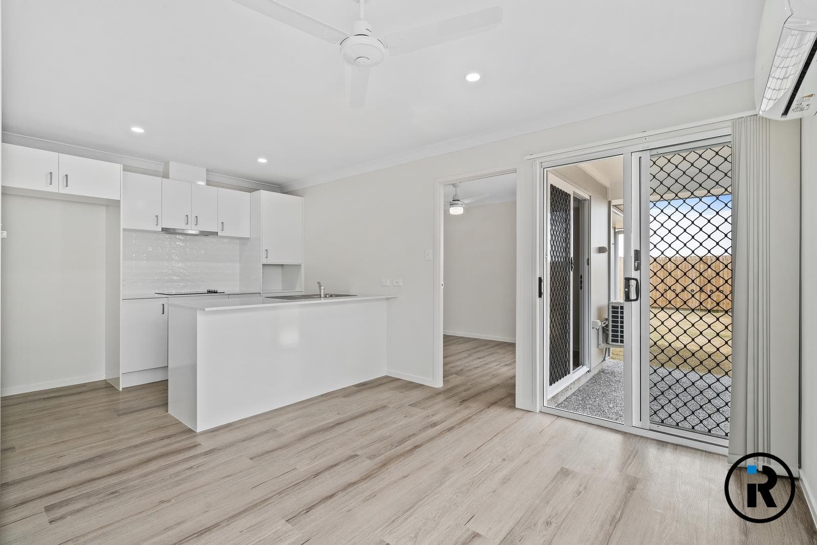 2/9 Hogg St, Logan Reserve  QLD  4133, Logan Reserve - Thumbnail 3