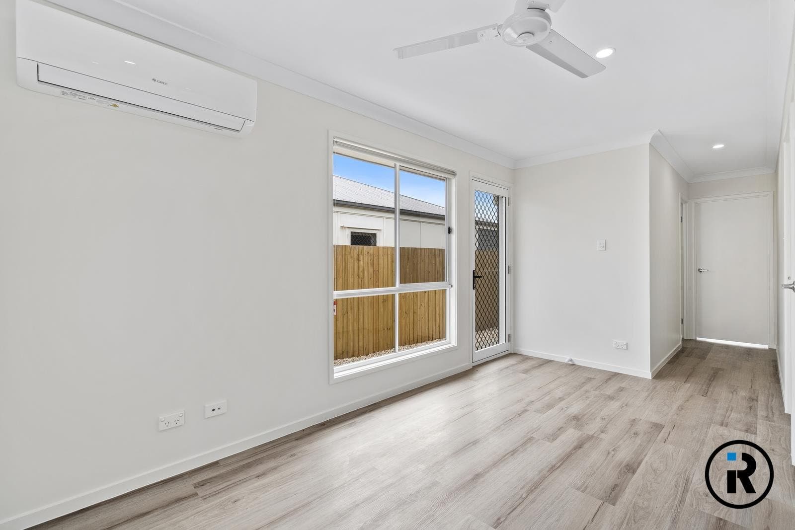 2/9 Hogg St, Logan Reserve  QLD  4133, Logan Reserve - Thumbnail 4