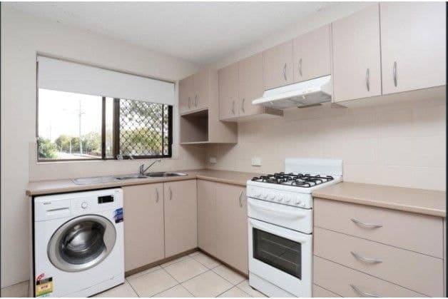 2/5 Mount Street, GREENSLOPES, QLD 4120, Greenslopes - Thumbnail 3