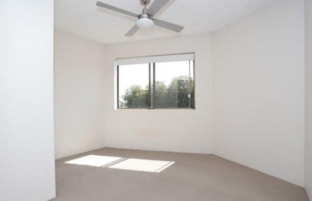2/5 Mount Street, GREENSLOPES, QLD 4120, Greenslopes - Thumbnail 4