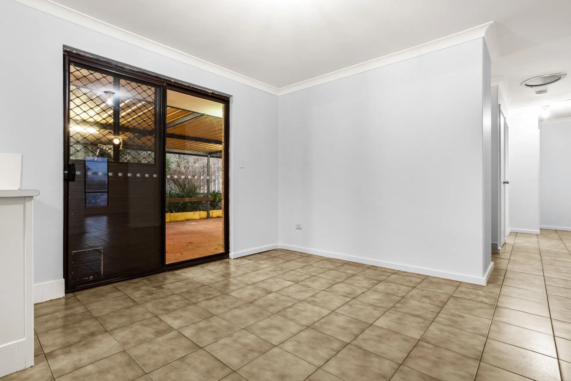 7 Eliza Court, Hamilton Hill, WA, Hamilton Hill - Thumbnail 8