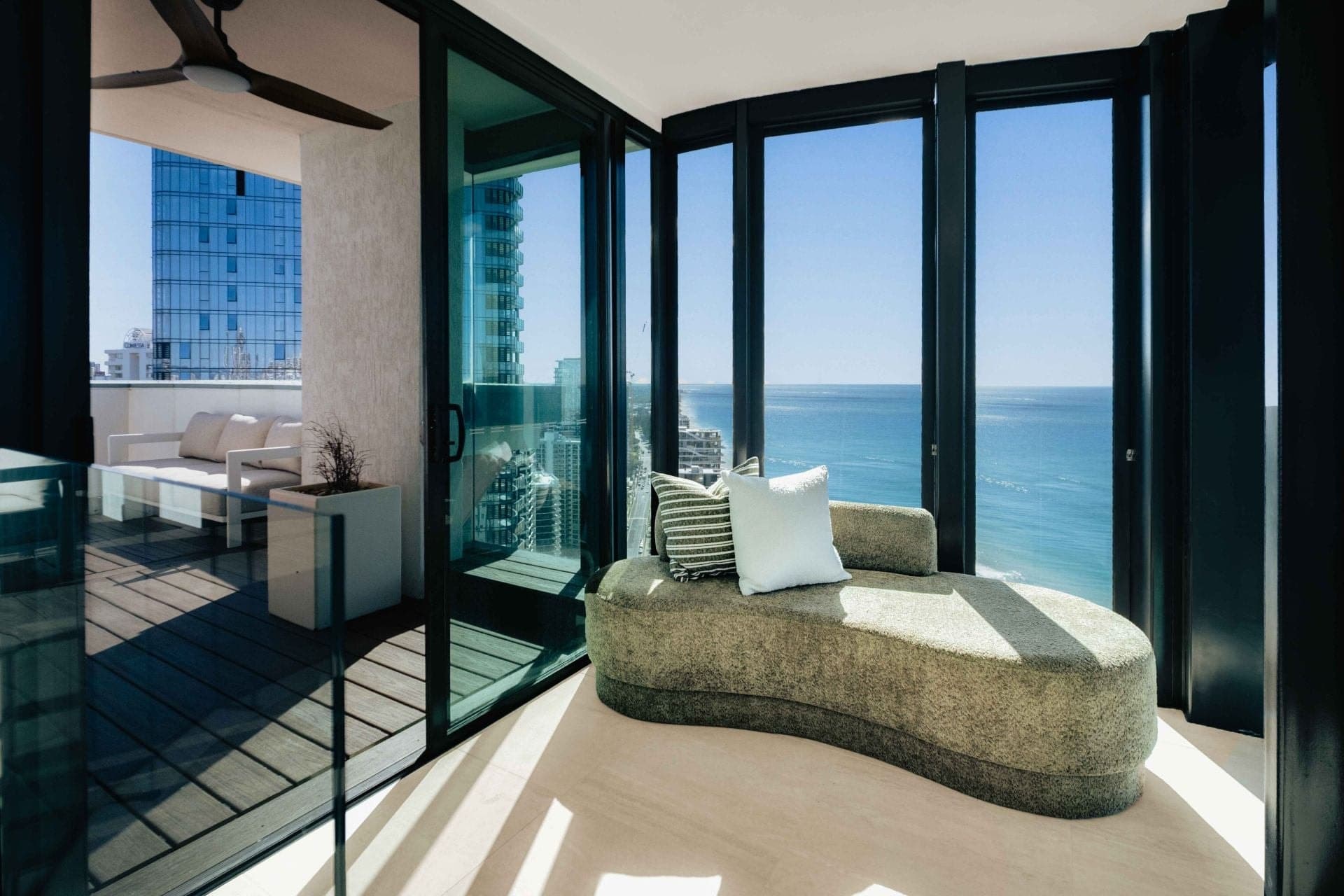 Penthouse/3482 Main Beach Parade, Main Beach - Thumbnail 6