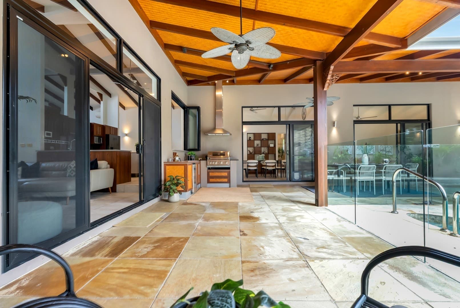 84 Cedar Road, Palm Cove, Palm Cove - Thumbnail 4