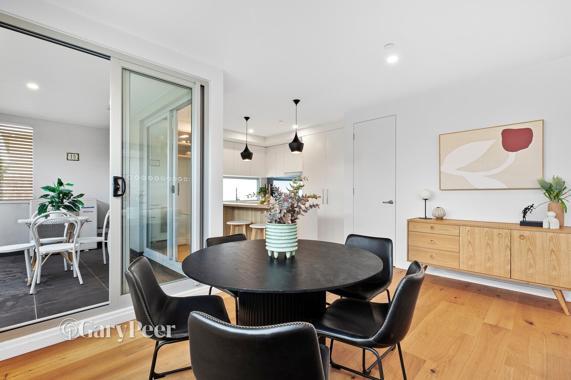 2 / 2 Allan Road, St Kilda East, VIC, St Kilda East - Thumbnail 3