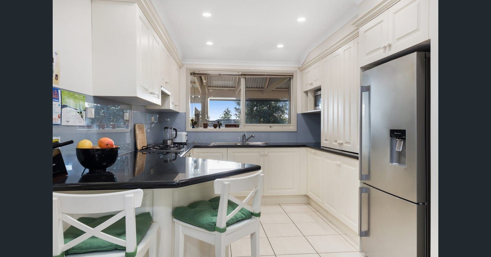 19 Jamieson Avenue, Rowville VIC 3178, Rowville - Thumbnail 2