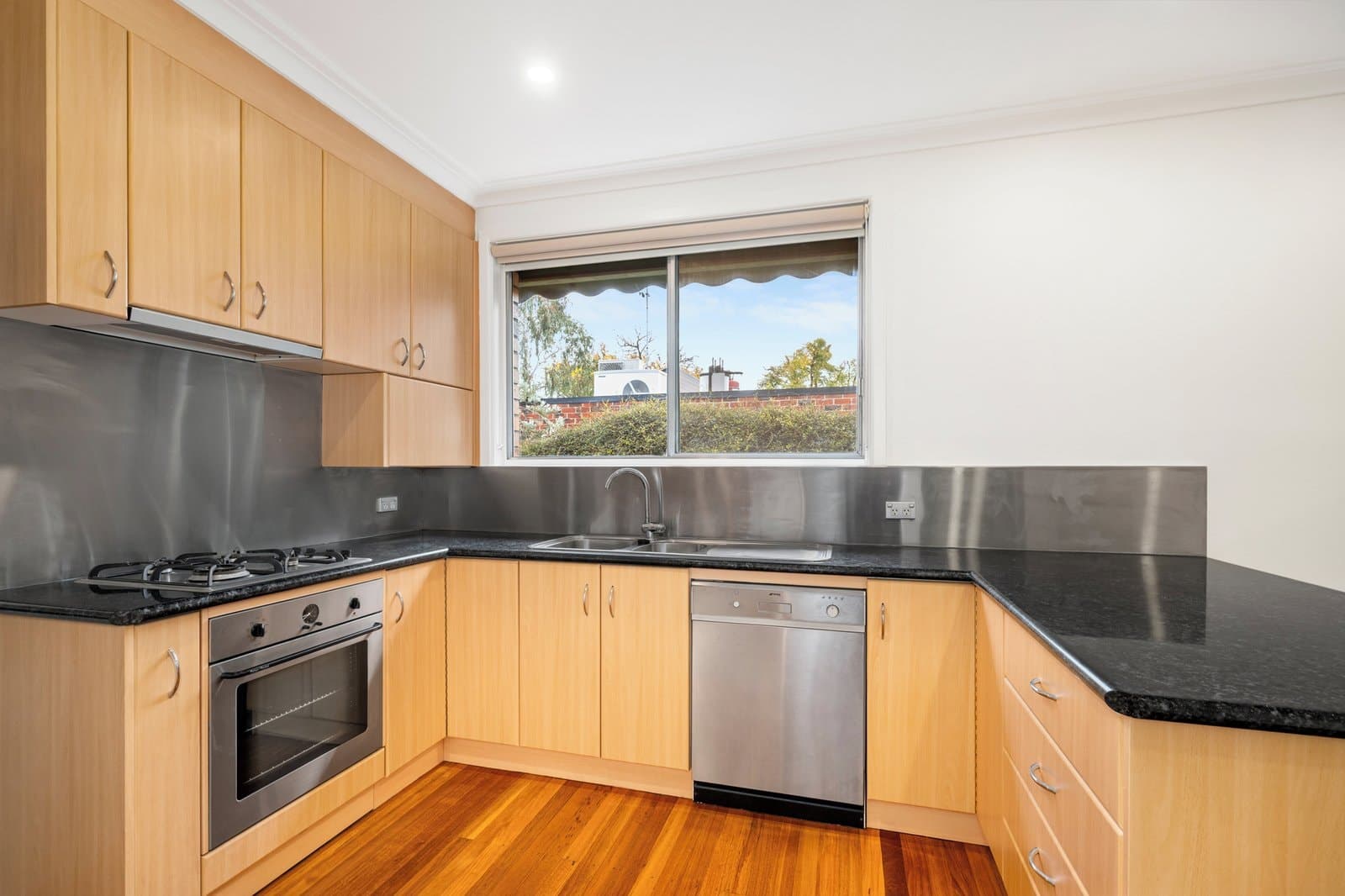 4/10 Hyton Crescent, Kew - Thumbnail 4