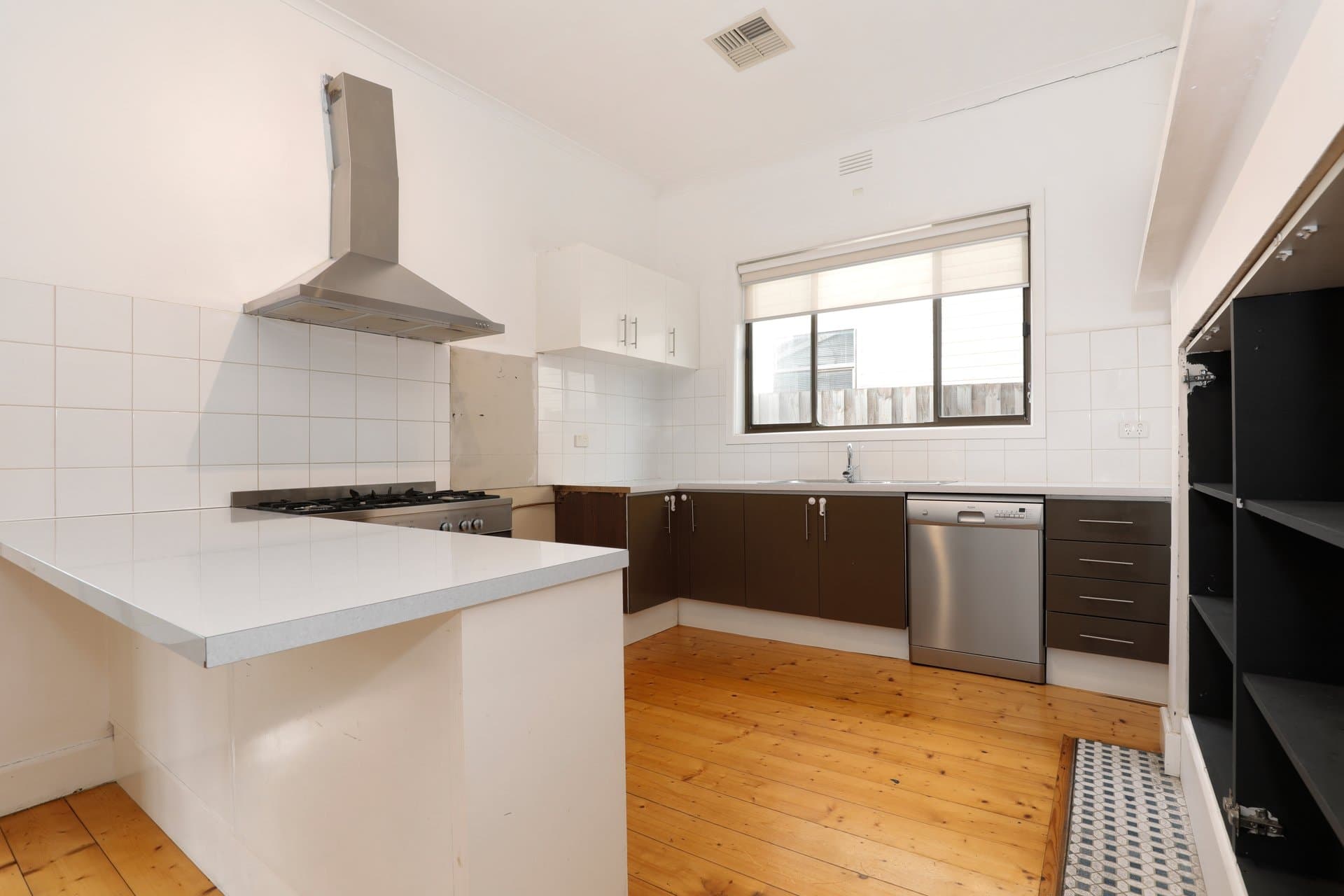 10 Peacock Street, Brunswick West VIC 3055, Brunswick West - Thumbnail 2