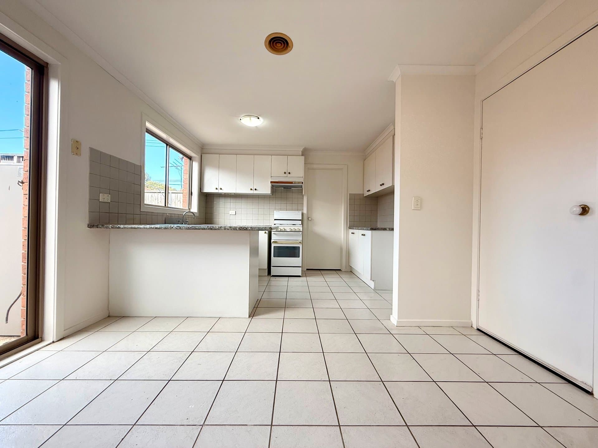 16/26 Tyler Street, Preston VIC 3072, Preston - Thumbnail 4