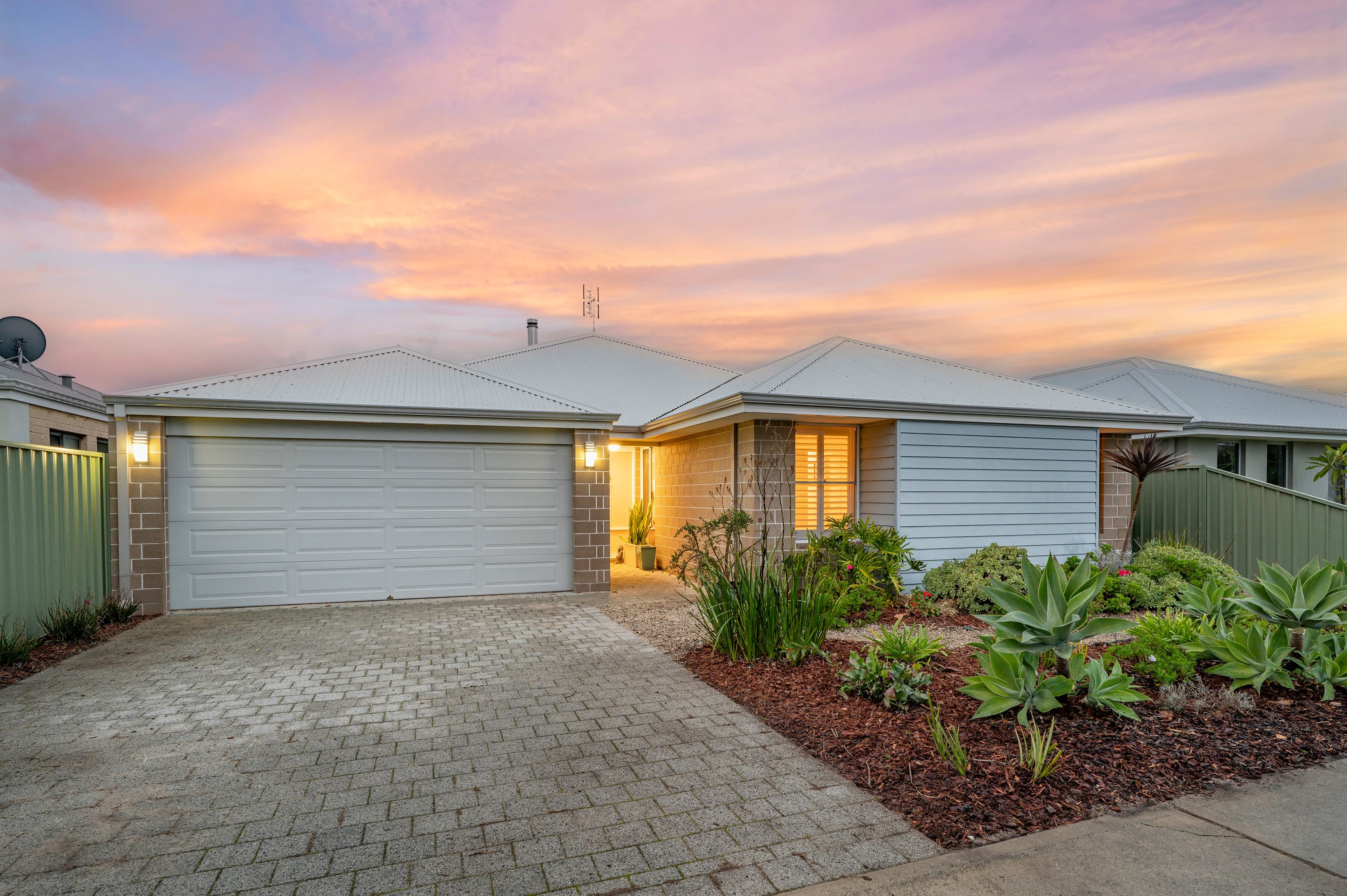 28 Alwoodley Terrace, DUNSBOROUGH WA 6281, Dunsborough - Thumbnail 3