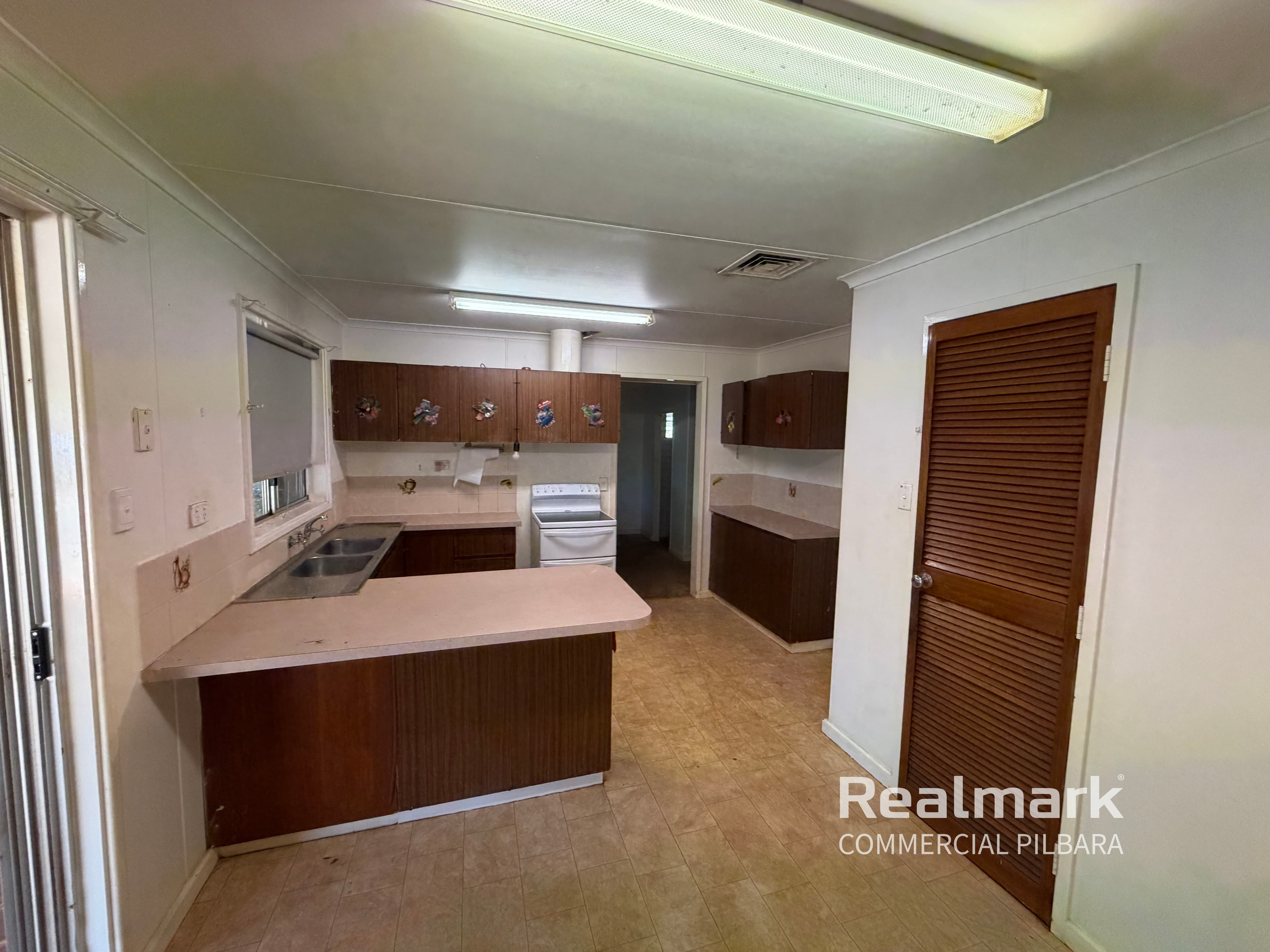 1200 Wilgerup Street, TOM PRICE WA 6751, Tom Price - Thumbnail 2