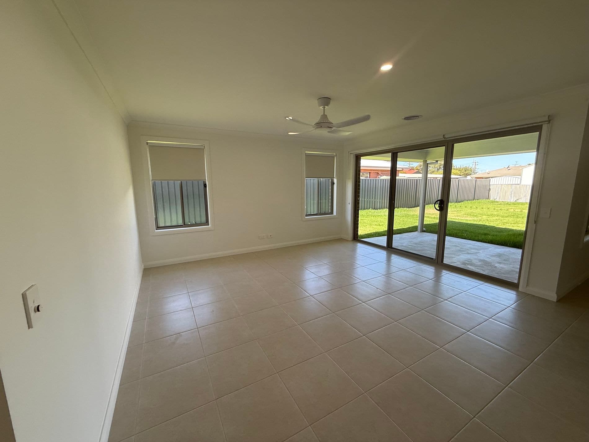 22 Lewis Crescent, Finley - Thumbnail 5