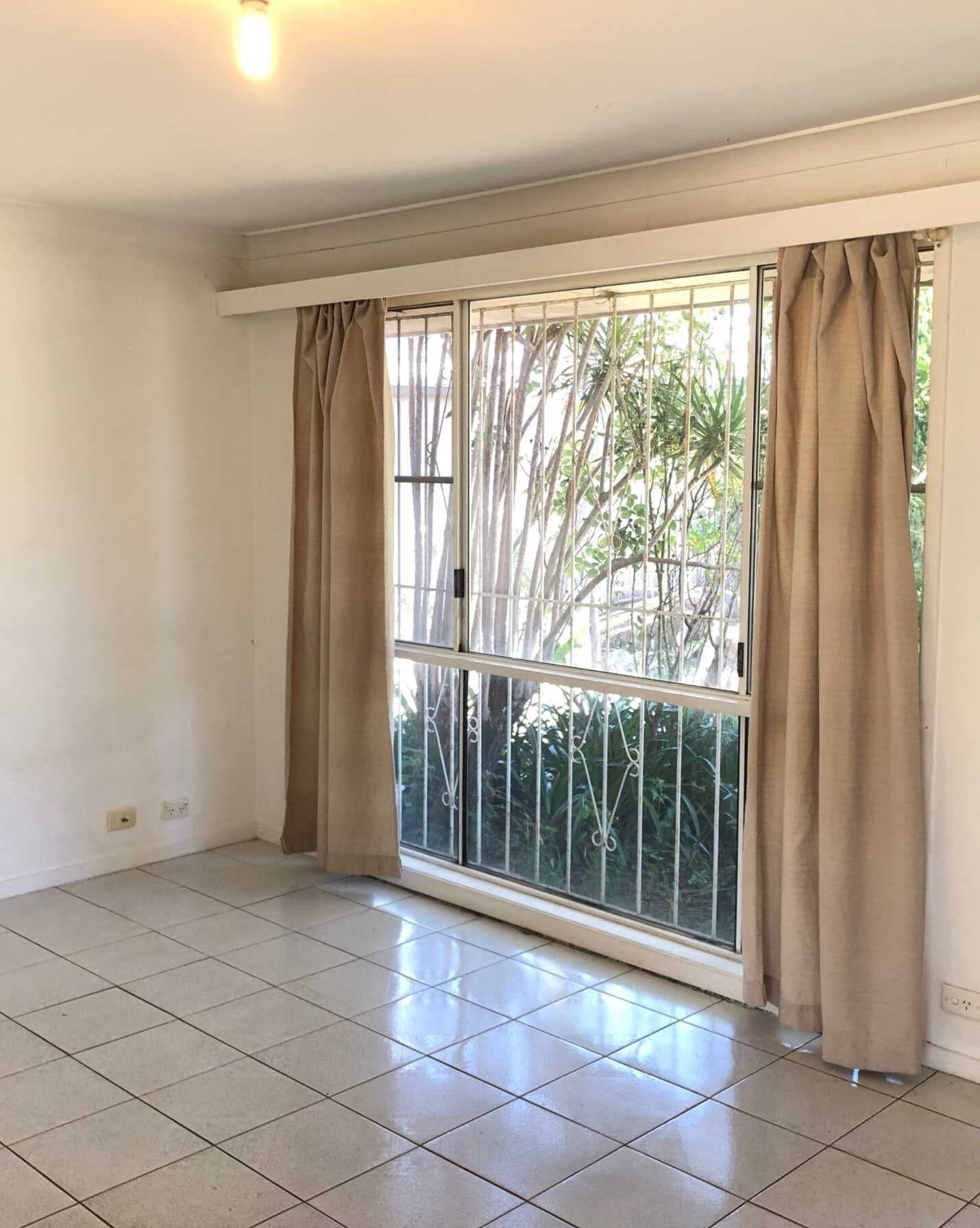 12 Camphorlaurel Court Doonside, Doonside - Thumbnail 3