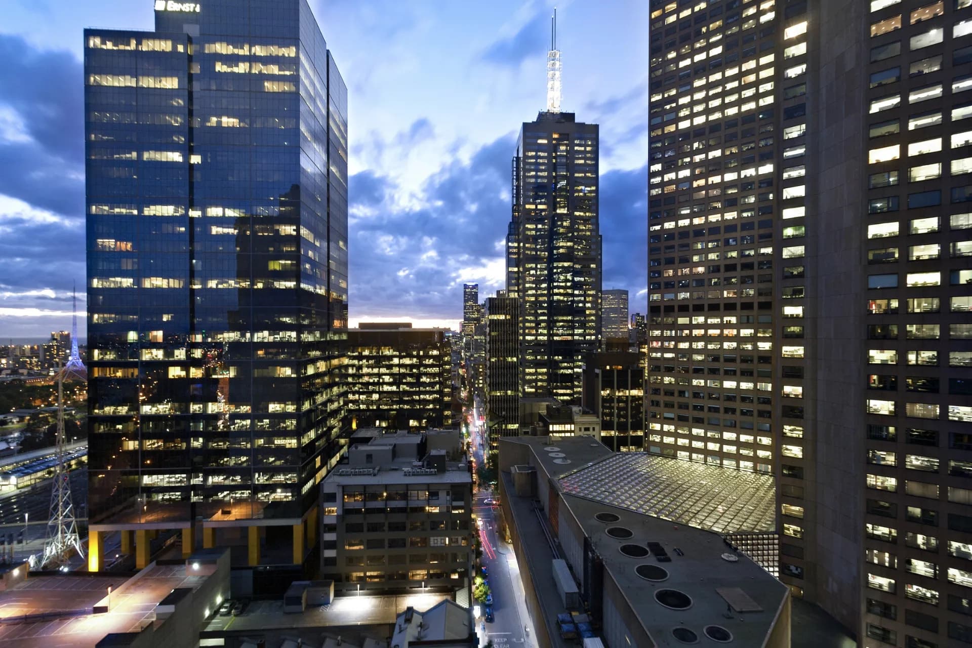 Unit 2105/31 Spring Street, Melbourne, VIC, Melbourne - Thumbnail 3