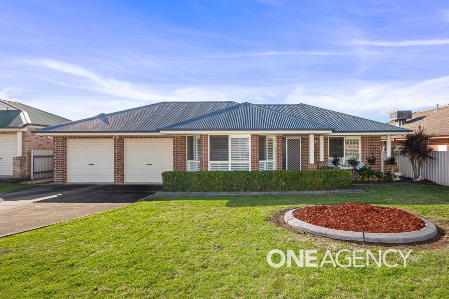 6 WOOMERA Place, Glenfield Park, NSW 2650, Glenfield Park - Image 1