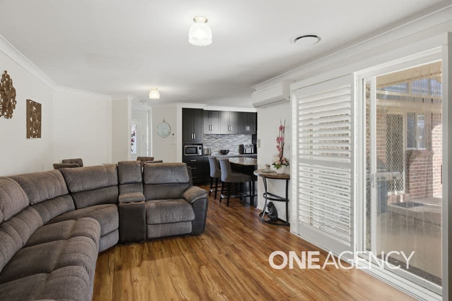 6 WOOMERA Place, Glenfield Park, Glenfield Park - Thumbnail 6