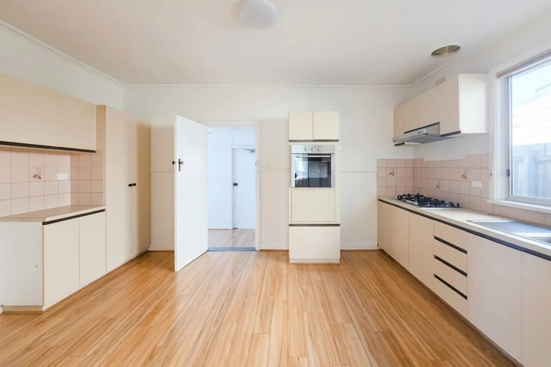 52 Maidstone Street, Altona, VIC, Altona - Thumbnail 3