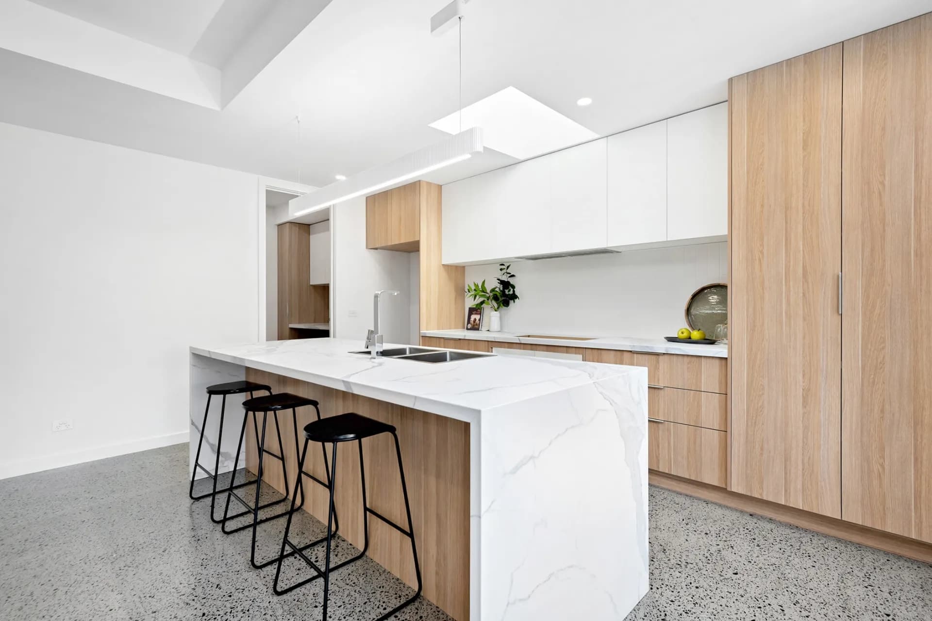 2/21 Elwers Road, Rosebud, VIC, Rosebud - Thumbnail 2