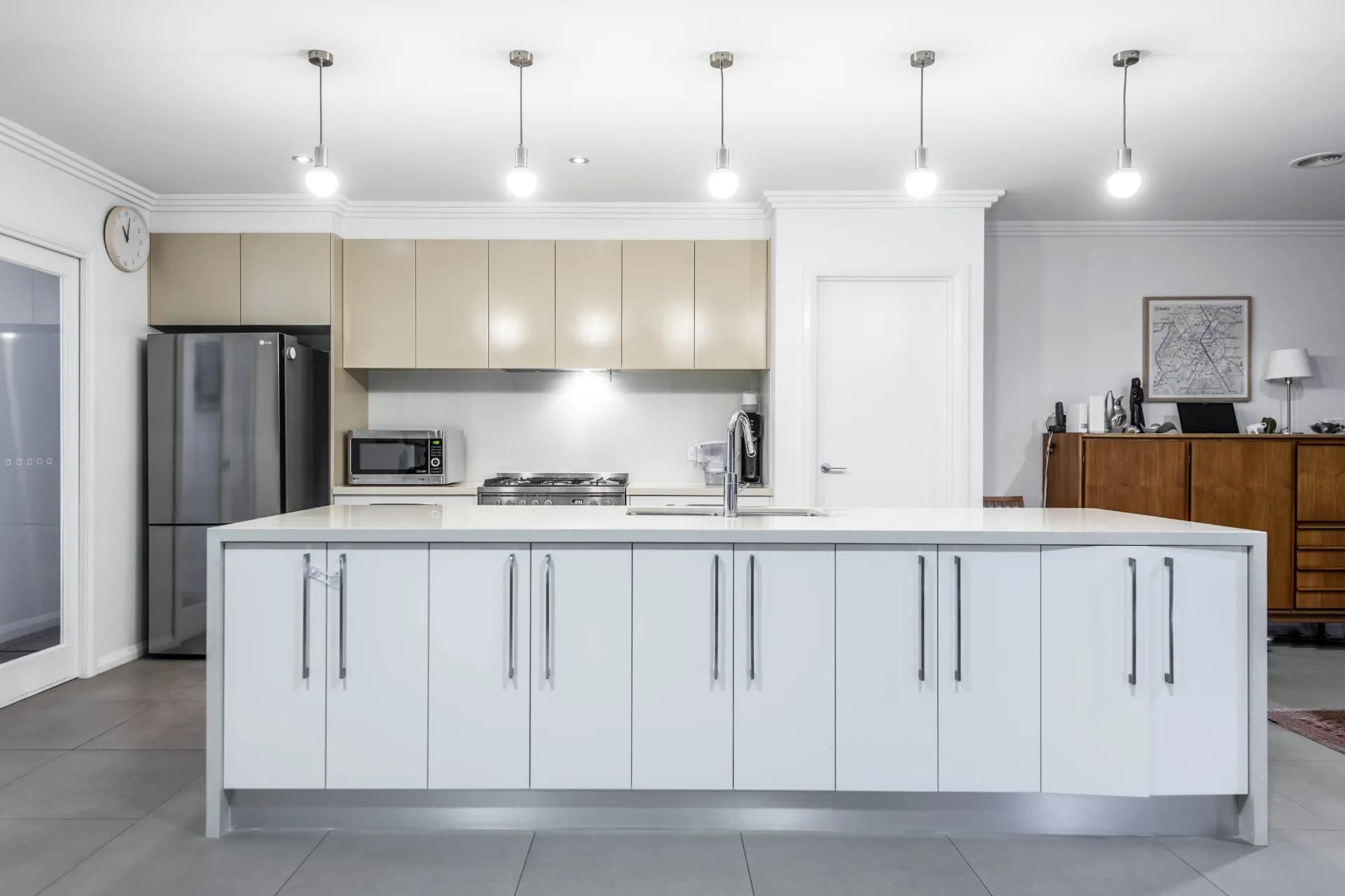 18 Spafford Crescent, Farrer, ACT, Farrer - Thumbnail 3