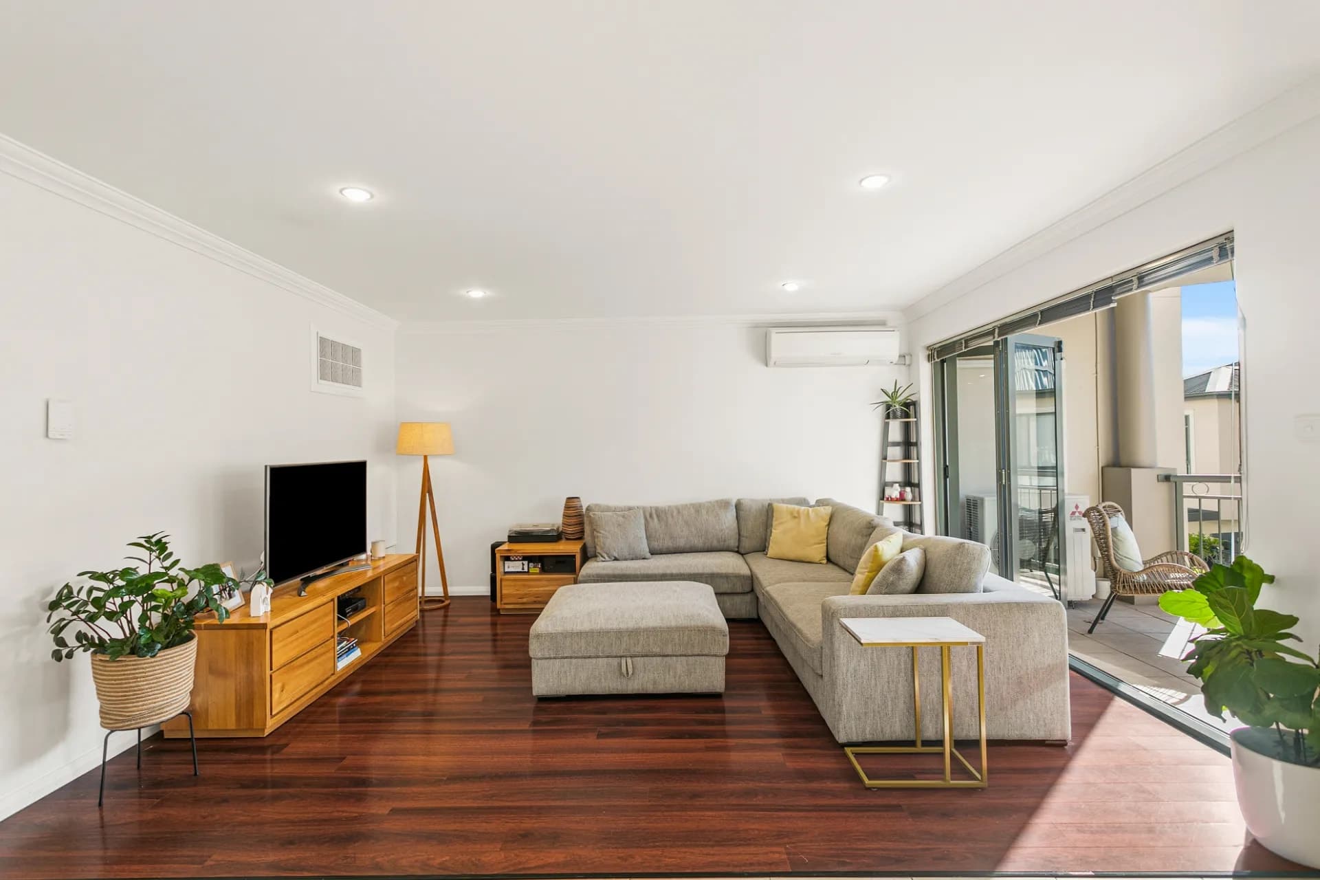 16/71-83 Smith Street, Wollongong, NSW, Wollongong - Thumbnail 2