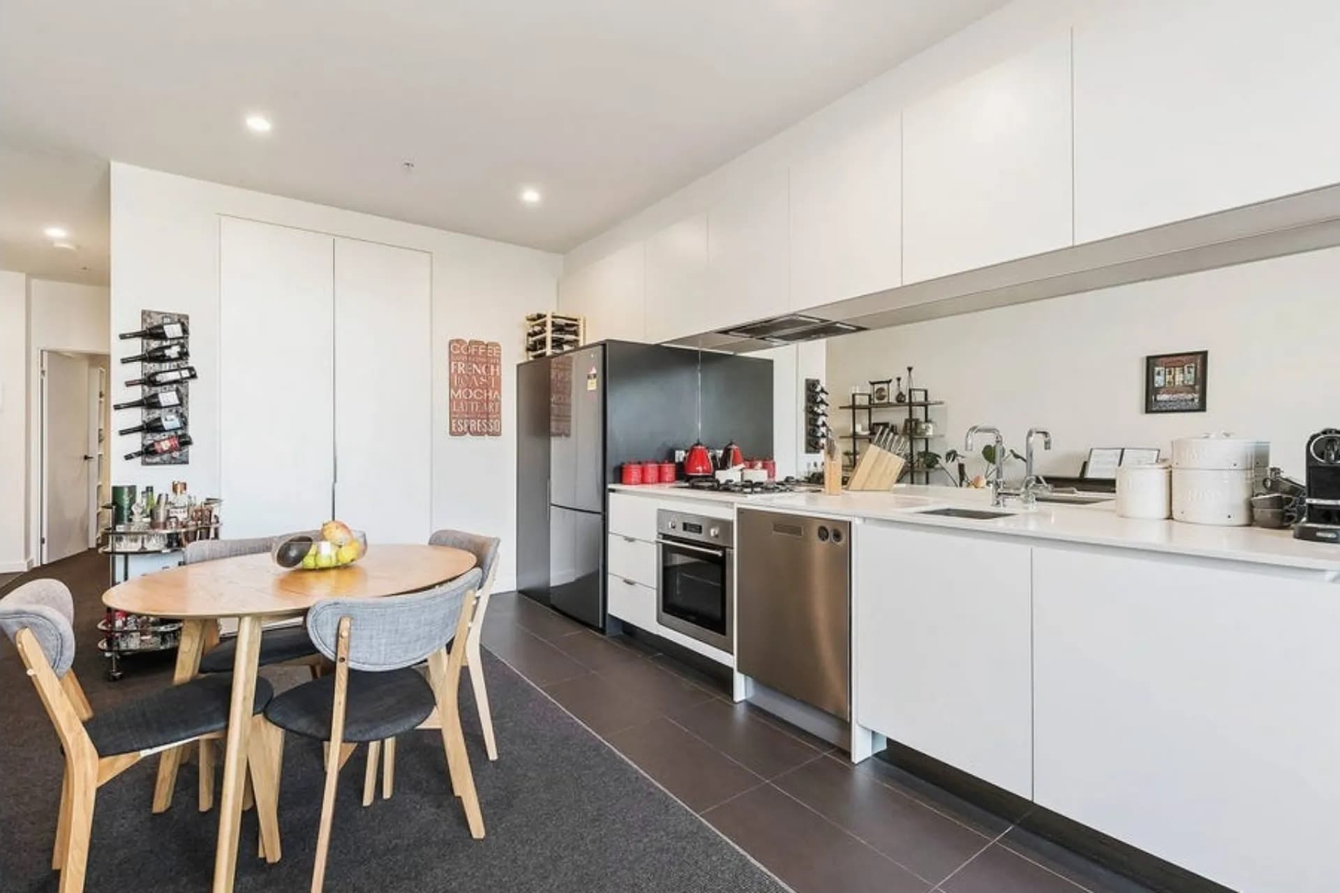 Unit 106/101 St Kilda Road, St Kilda, VIC, St Kilda - Thumbnail 3