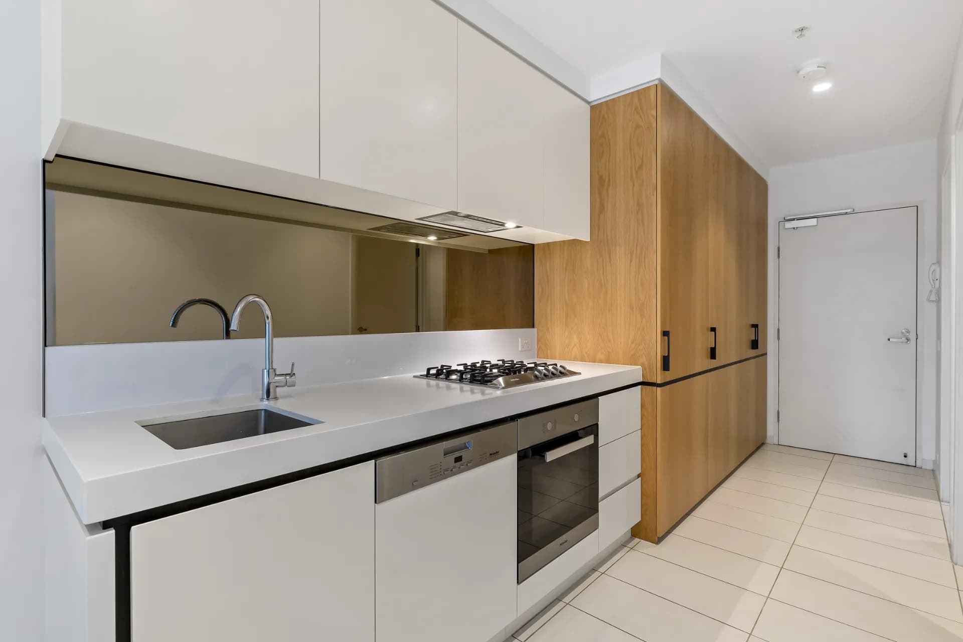 316/8 Daly Street, South Yarra, VIC, South Yarra - Thumbnail 2