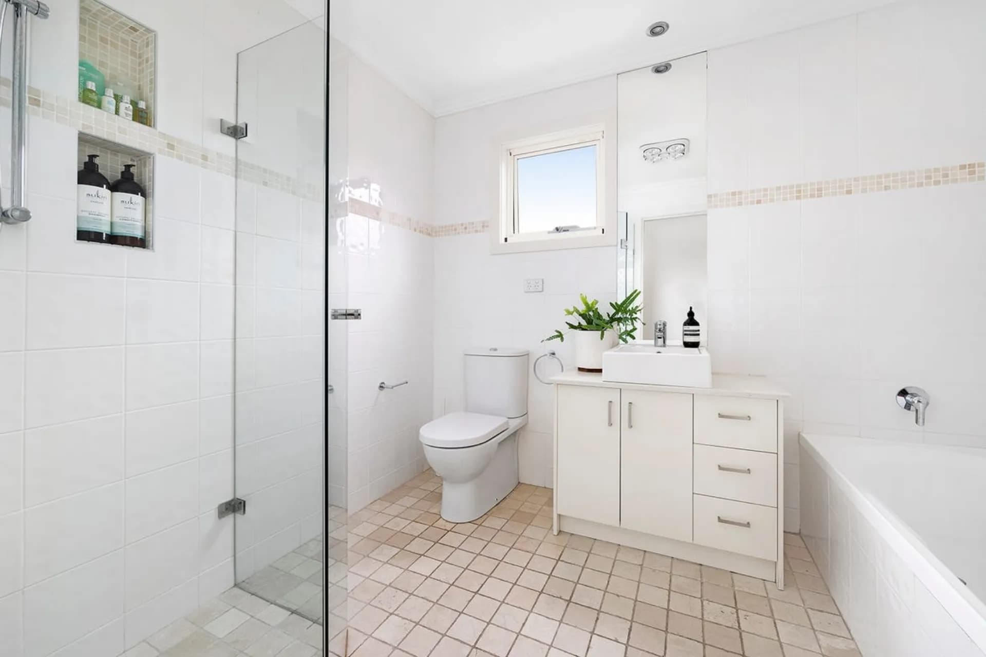 17 Cuthbert  Street, Queens Park, NSW, Queens Park - Thumbnail 6