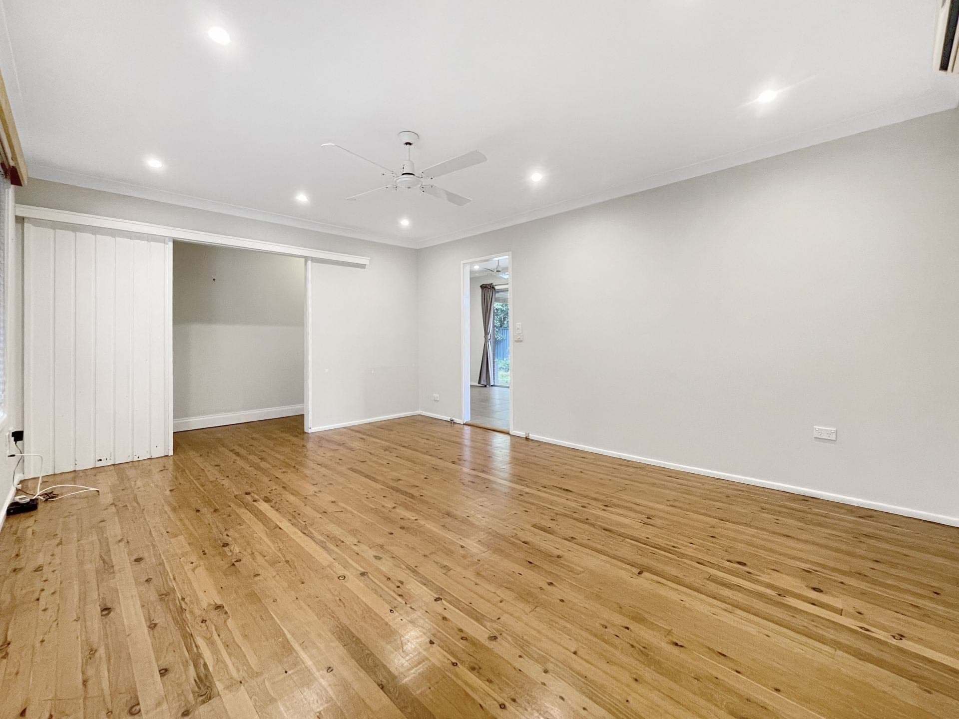 18 Ayles Road Winston Hills NSW, Winston Hills - Thumbnail 2
