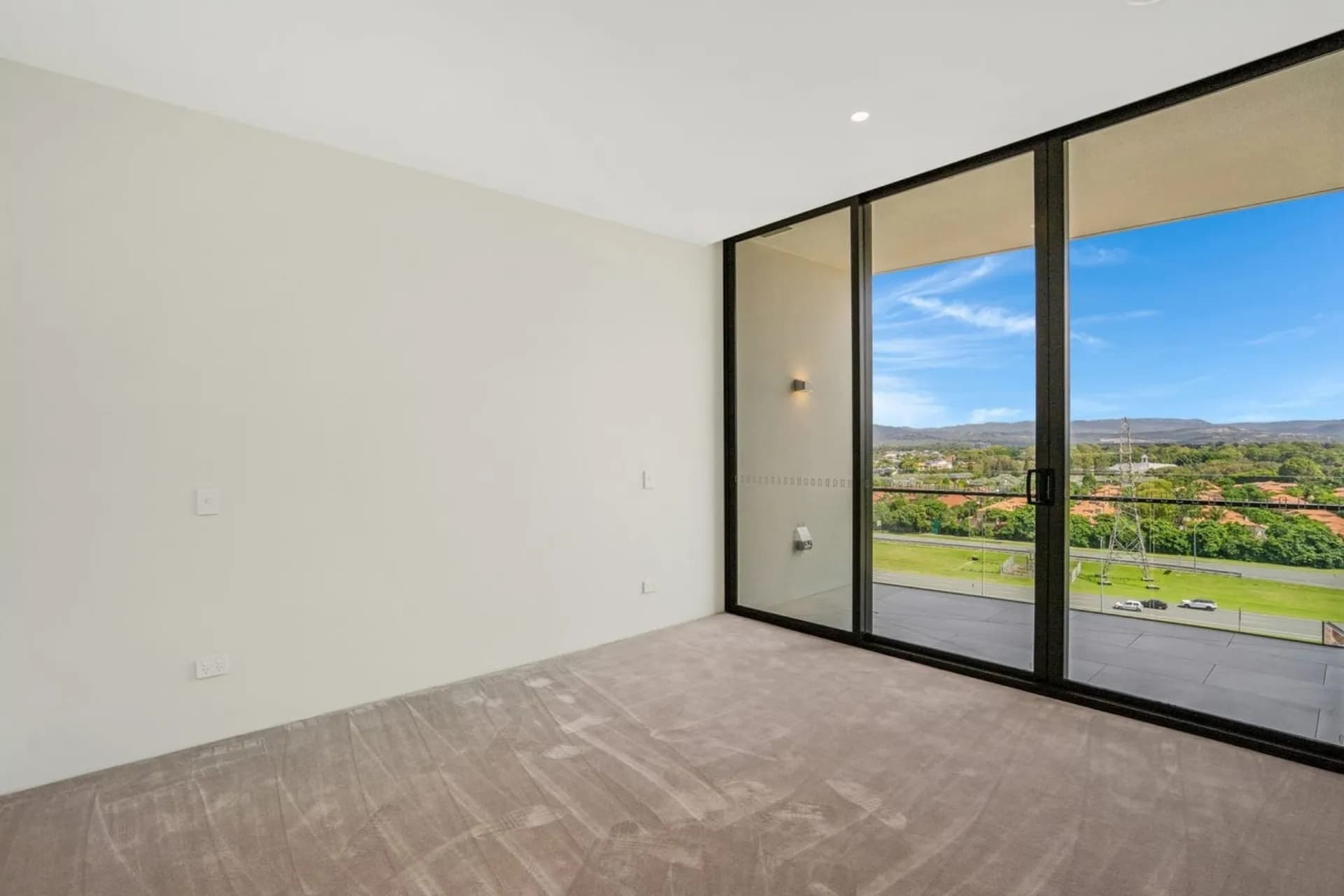 3905/24 The Lanes Boulevard, Mermaid Waters, QLD, Mermaid Waters - Thumbnail 4