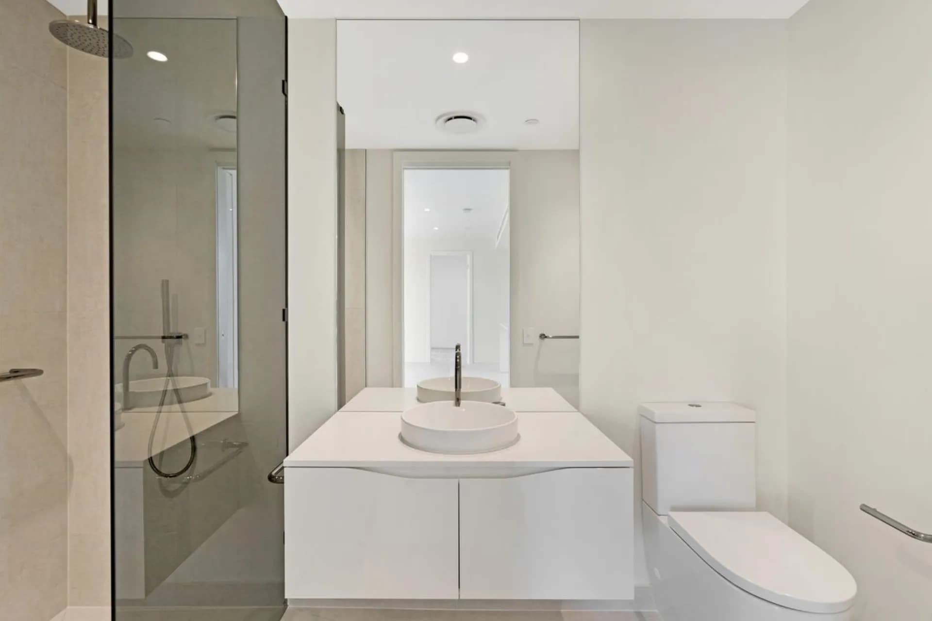 3905/24 The Lanes Boulevard, Mermaid Waters, QLD, Mermaid Waters - Thumbnail 5