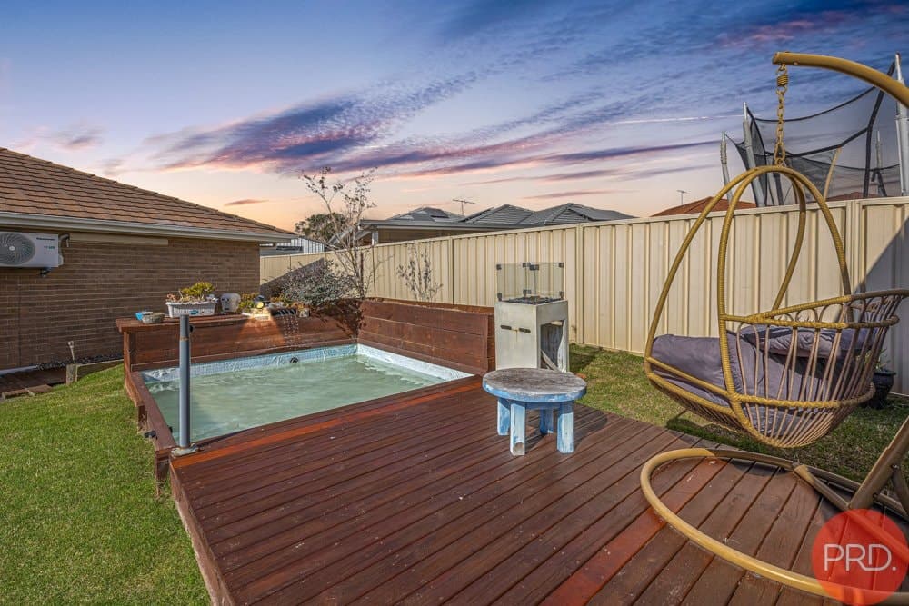 33
                Diamond
                Circuit
            
            
            
            rutherford
            
            
            NSW,
            2320, Rutherford - Thumbnail 3