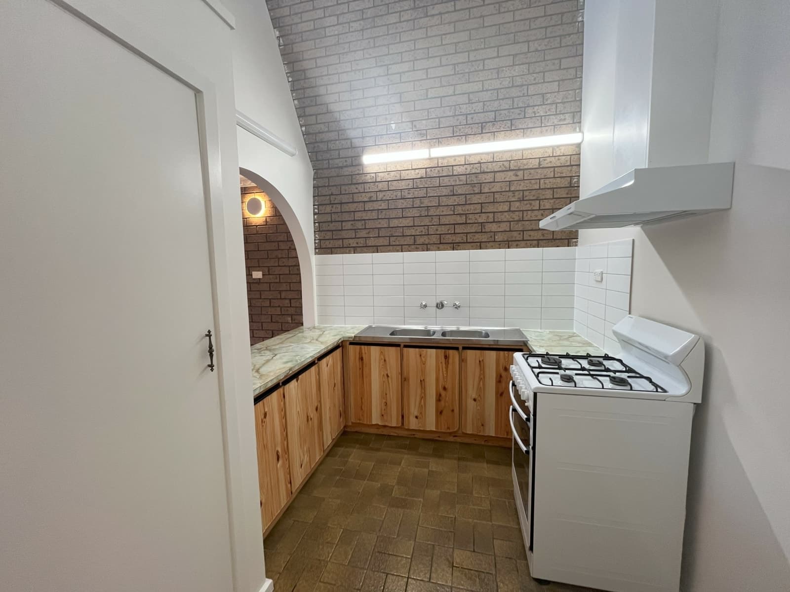 5/1A Edgewood Close,Thomastown, Thomastown - Thumbnail 5