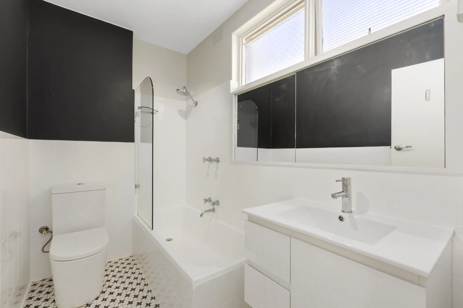Unit 9/57 Chapel Street, St Kilda, VIC, St Kilda - Thumbnail 2