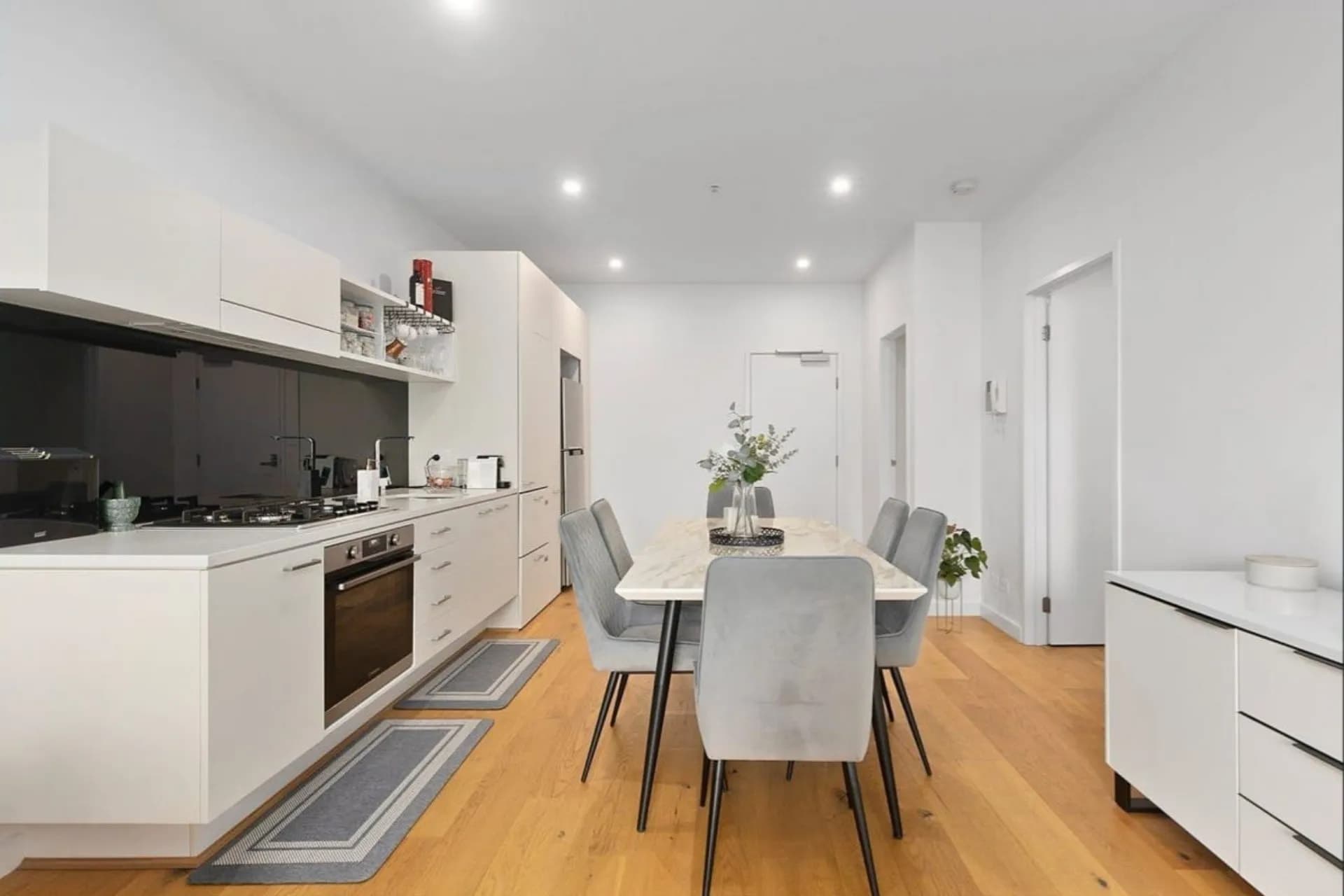 304/63 Acland  Street, St Kilda, VIC, St Kilda - Image 1