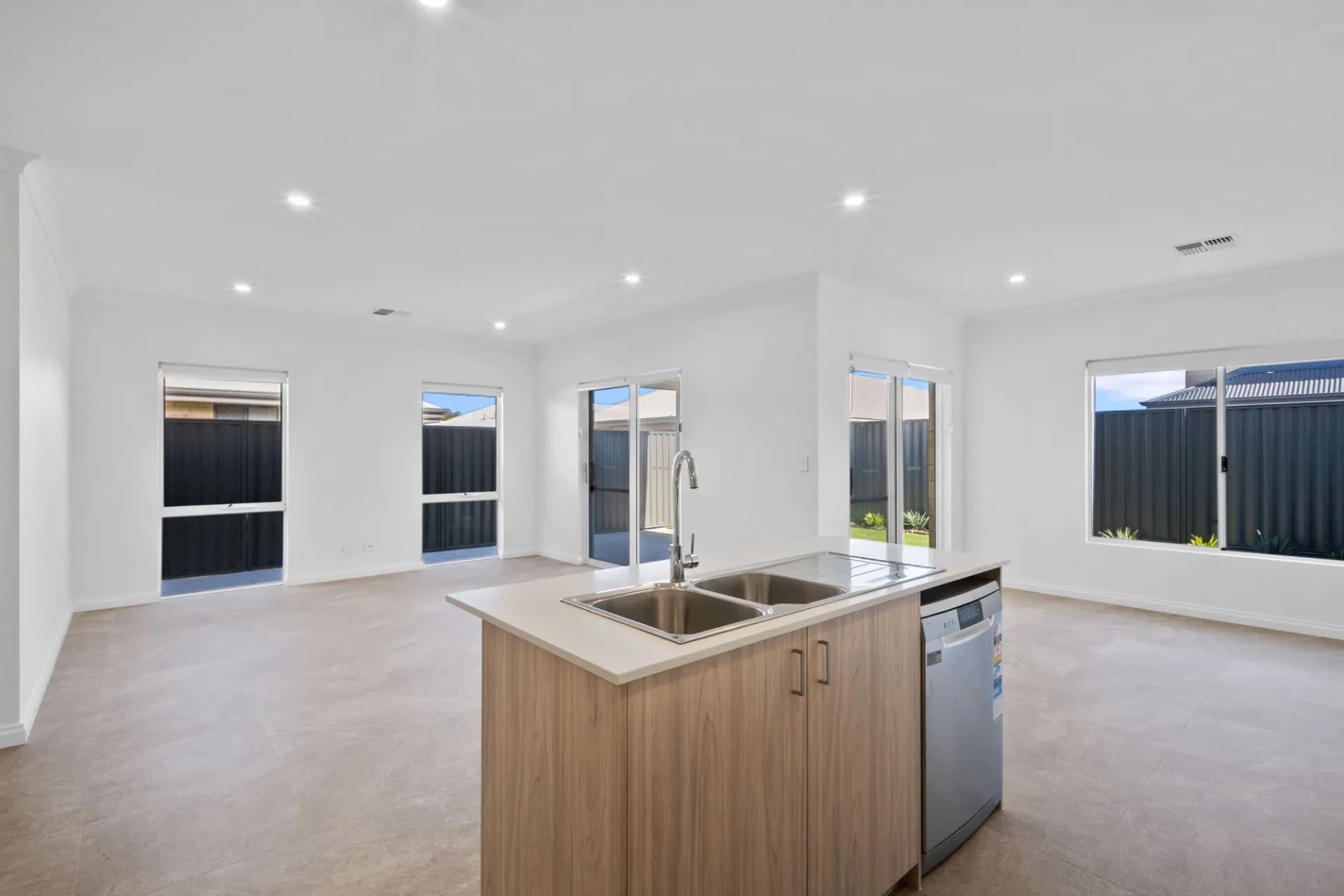 5 Capitola Way, Madora Bay, WA, Madora Bay - Thumbnail 8