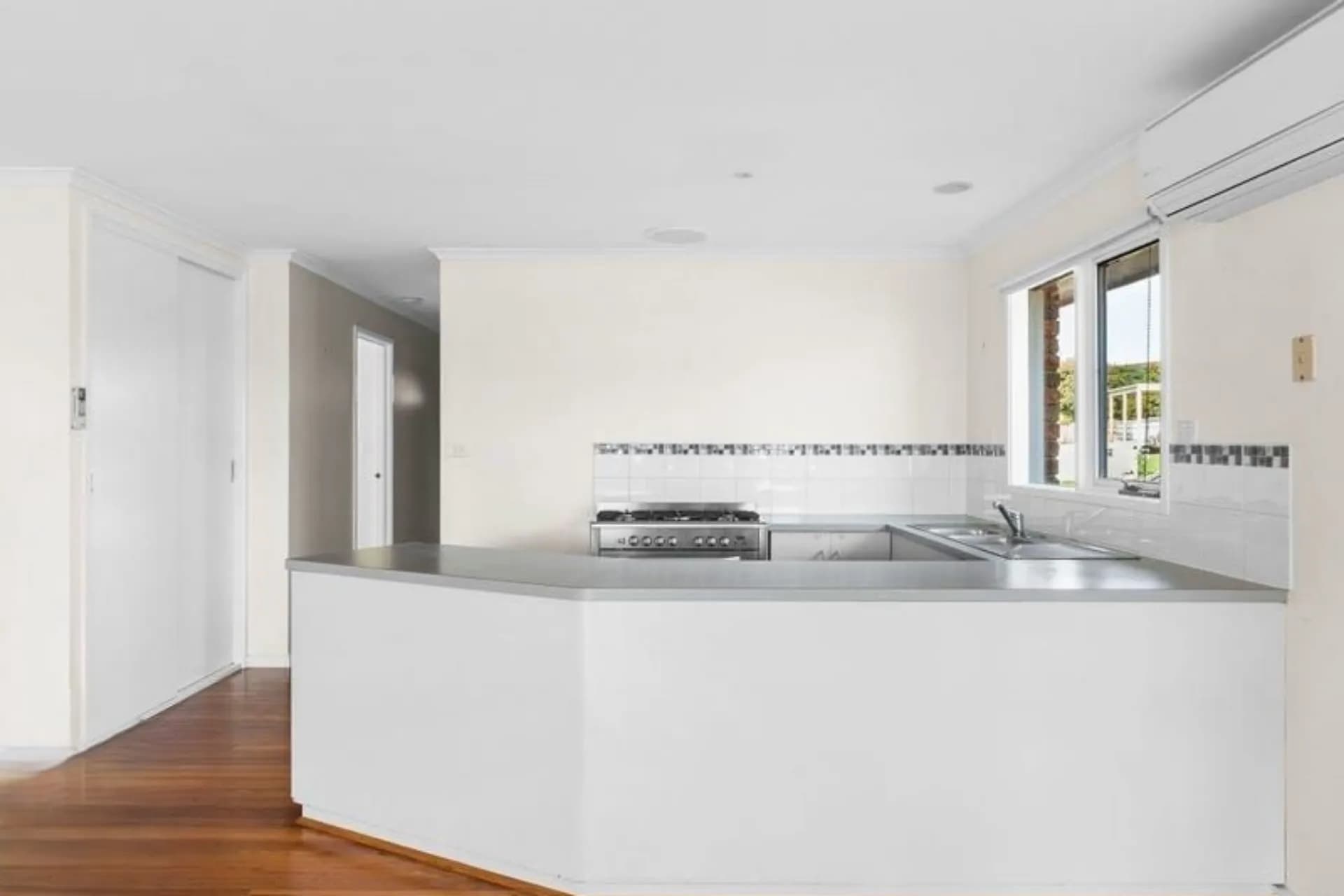4 Boolarra Avenue, Clifton Springs, VIC, Clifton Springs - Thumbnail 5