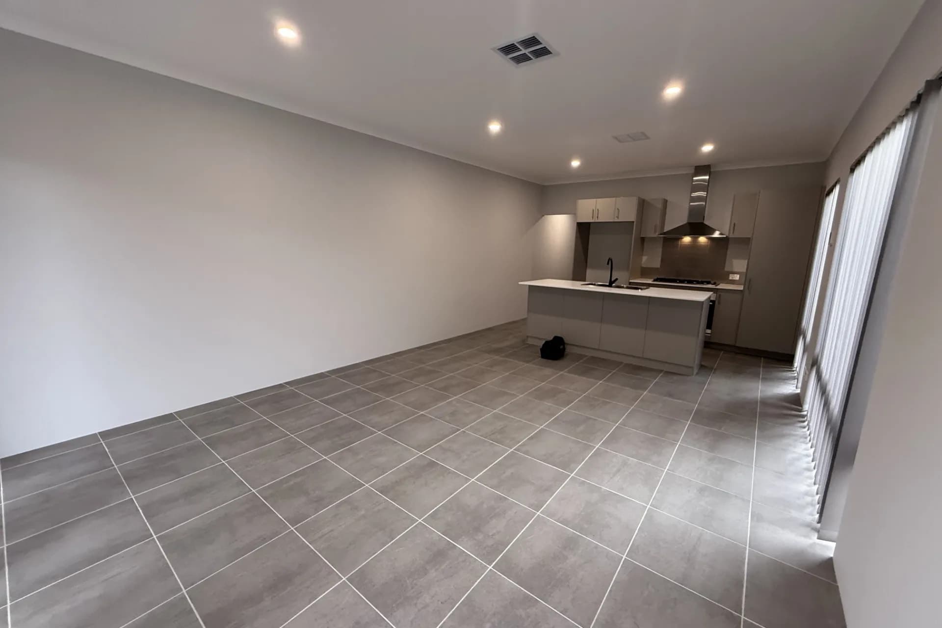 12 Deauville Approach, Madora Bay, WA, Madora Bay - Thumbnail 6