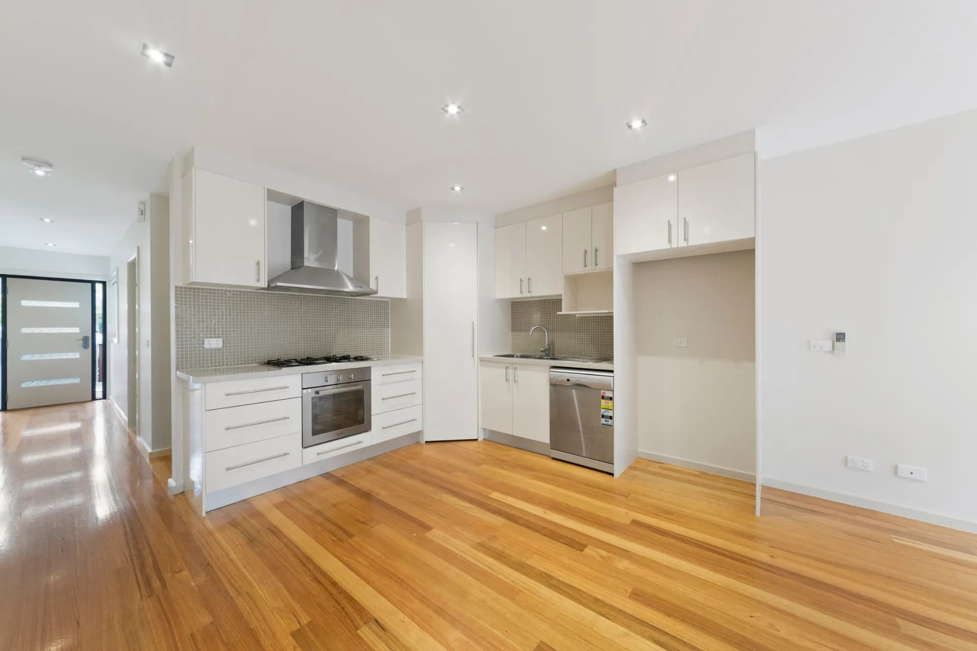 85A Buckingham Street, Richmond, VIC, Richmond - Thumbnail 2