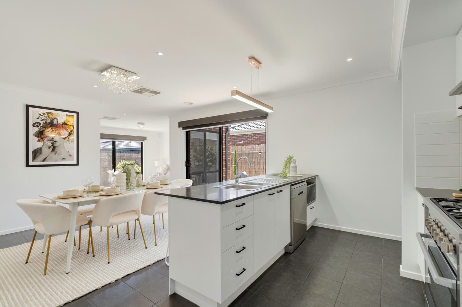 8 Amberfield Street,Mickleham, Mickleham - Thumbnail 3