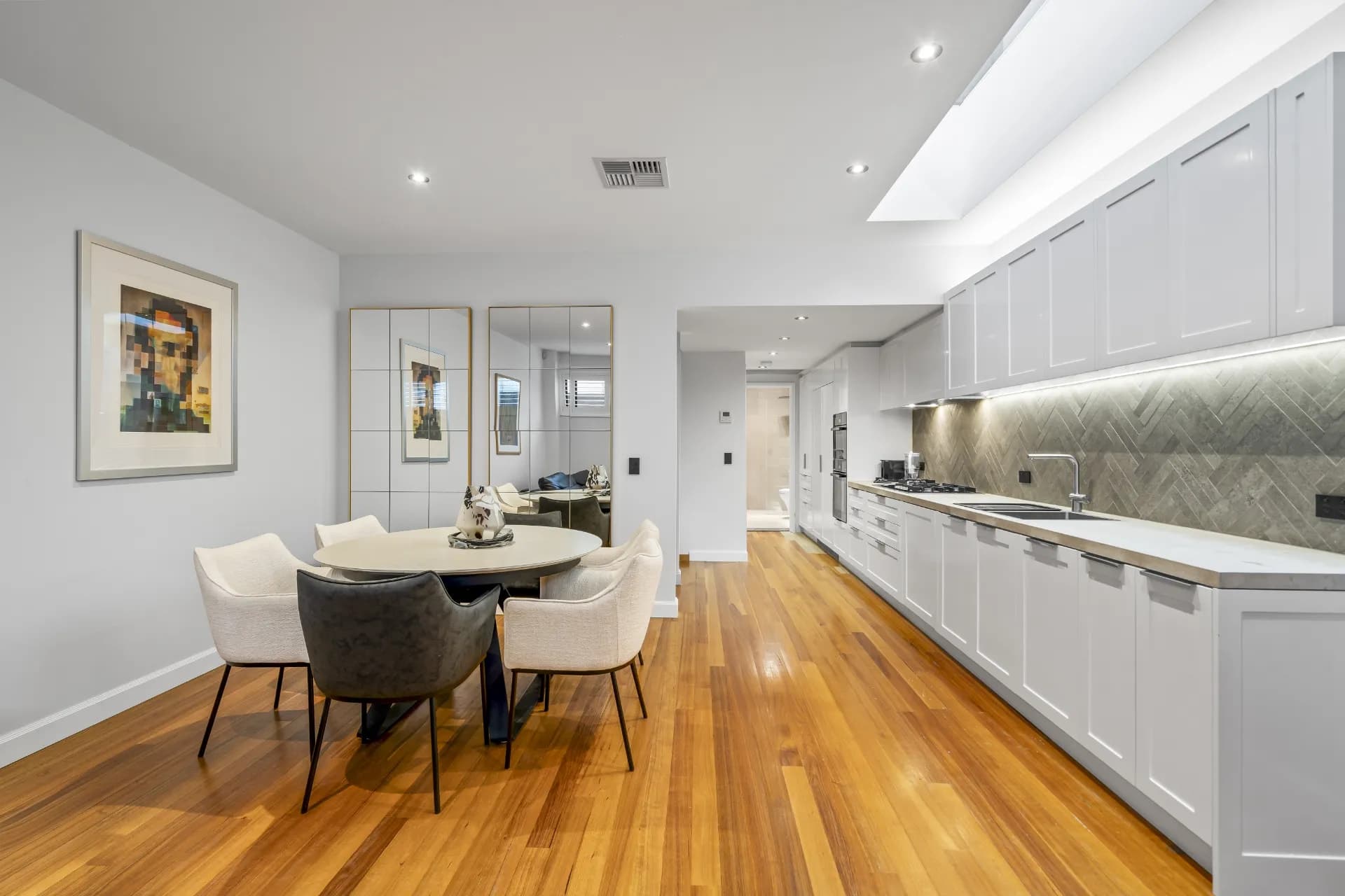 13 Little Buckingham Street, Richmond, VIC, Richmond - Thumbnail 2